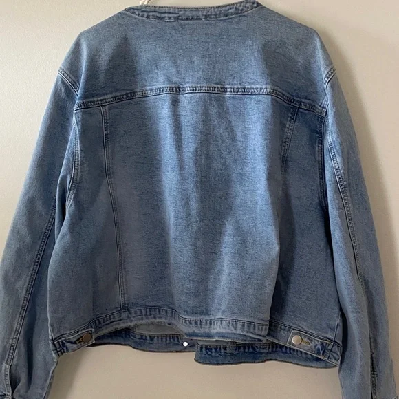 Avenue Light Blue Denim Jean Jacket - Picture 6 of 9